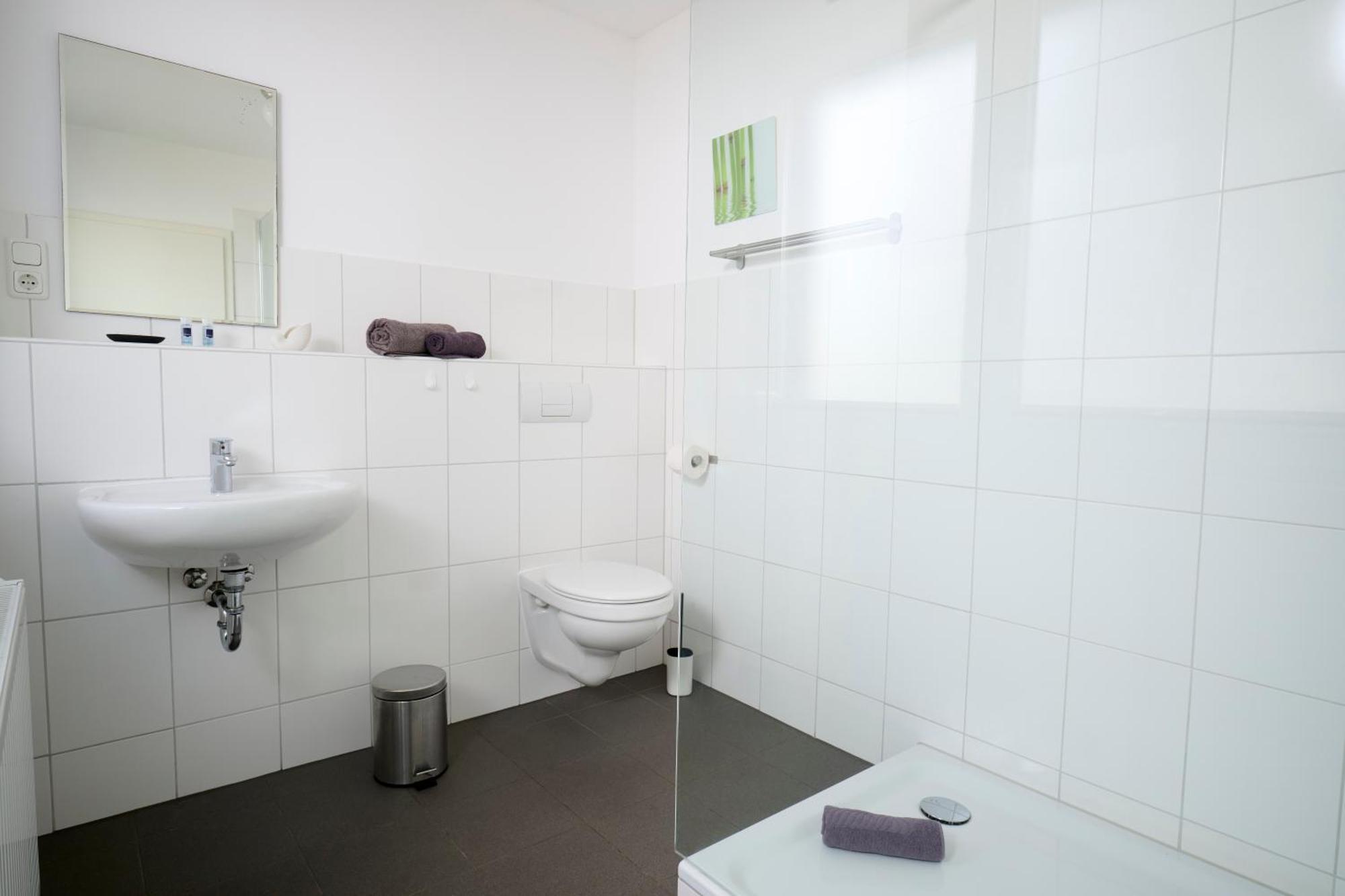 Shipyard Guesthouse Gaestehaus Fuer Geschaeftsreisende Und Monteure An Der Elsflether Werft Und Trainingcenter Heinemann Solutions Gmbh מראה חיצוני תמונה