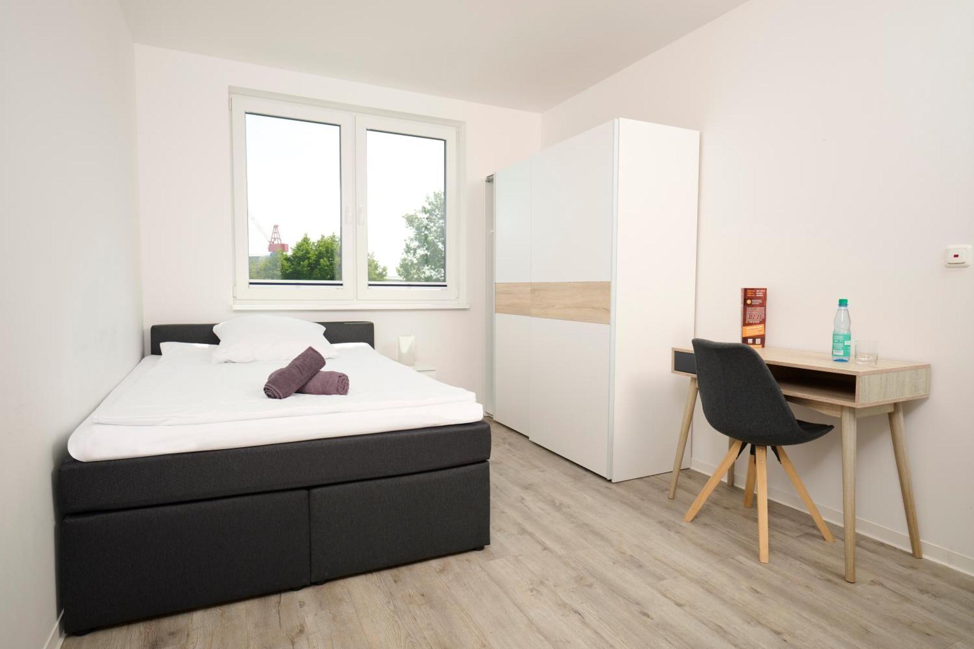 Shipyard Guesthouse Gaestehaus Fuer Geschaeftsreisende Und Monteure An Der Elsflether Werft Und Trainingcenter Heinemann Solutions Gmbh מראה חיצוני תמונה